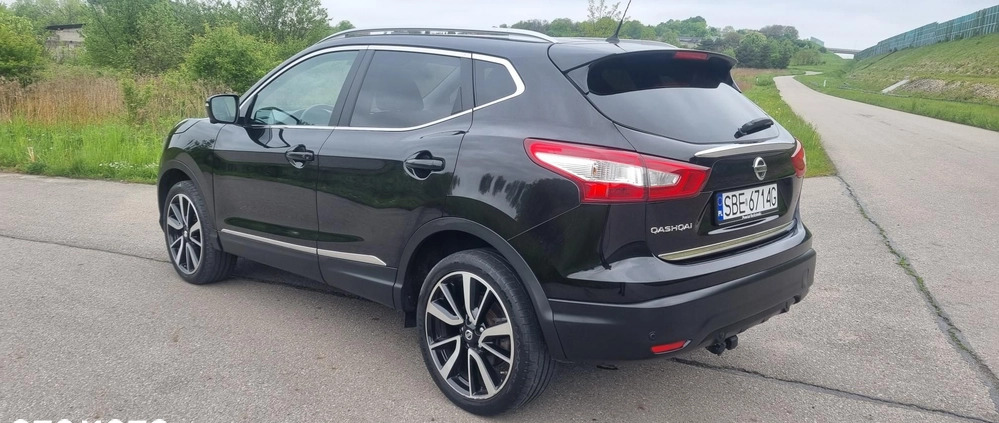 Nissan Qashqai cena 57800 przebieg: 76000, rok produkcji 2014 z Puszczykowo małe 742